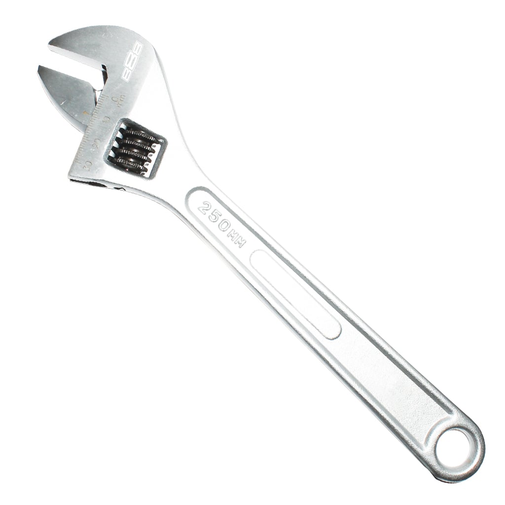 ADJUSTABLE WRENCH 150MM CHROME - T818015